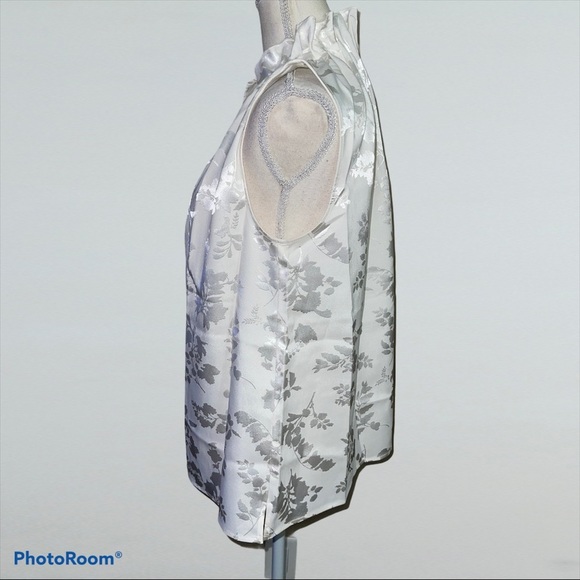 Ann Taylor Multi Floral Pleat Blouse - Picture 5 of 16